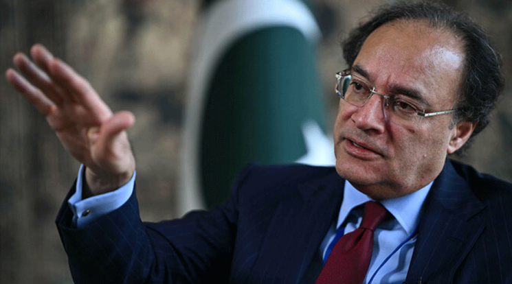 IMF Raises Pakistan Inflation Forecast to 9.9% for FY27, Keeps Growth at 3.5% 7 Finance Minister Muhammad Aurangzeb speaking at an event